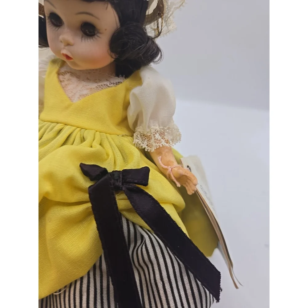 FRANCE DOLL‎ #590 8 Inch ~Madame Alexander~ 1975 INTERNATIONAL SERIES New In Box